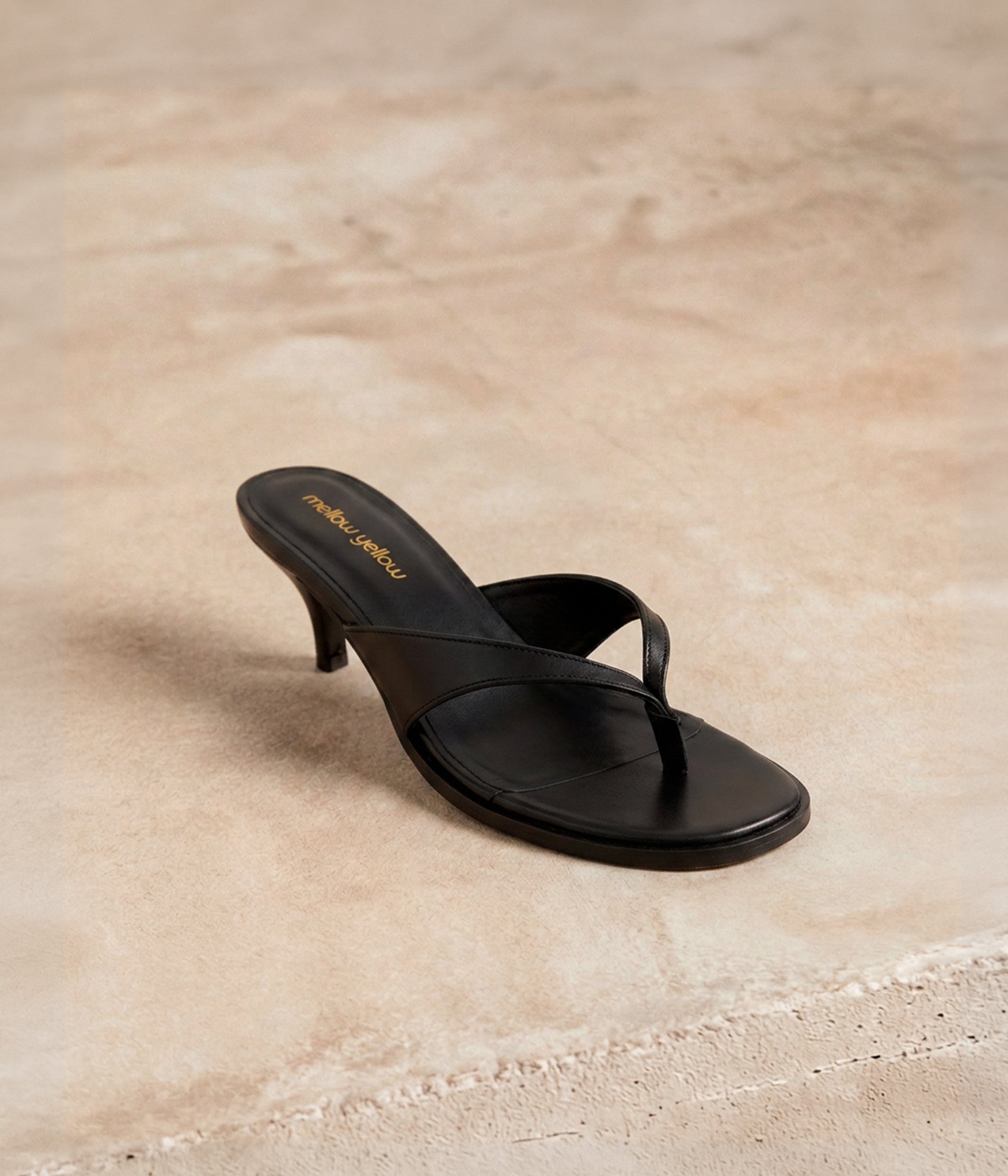 Mules en cuir noir Sarah