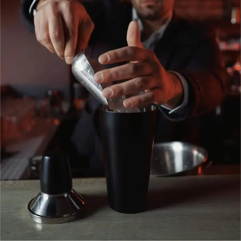 Cocktail-Shaker Specter