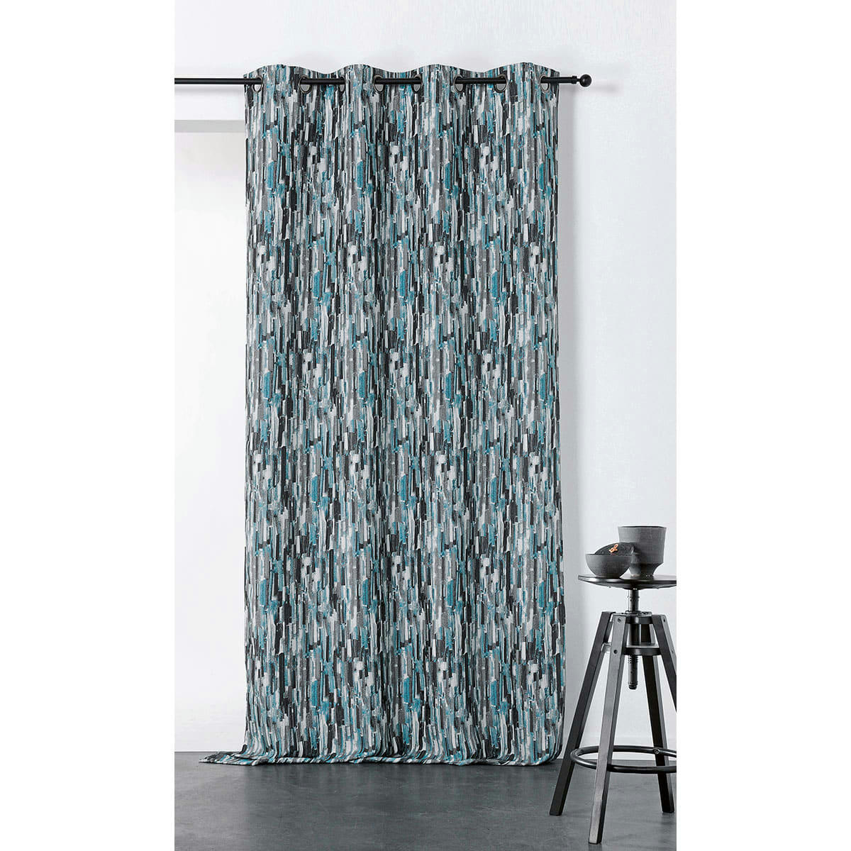 - Rideau d'ameublement aux impressions abstraites