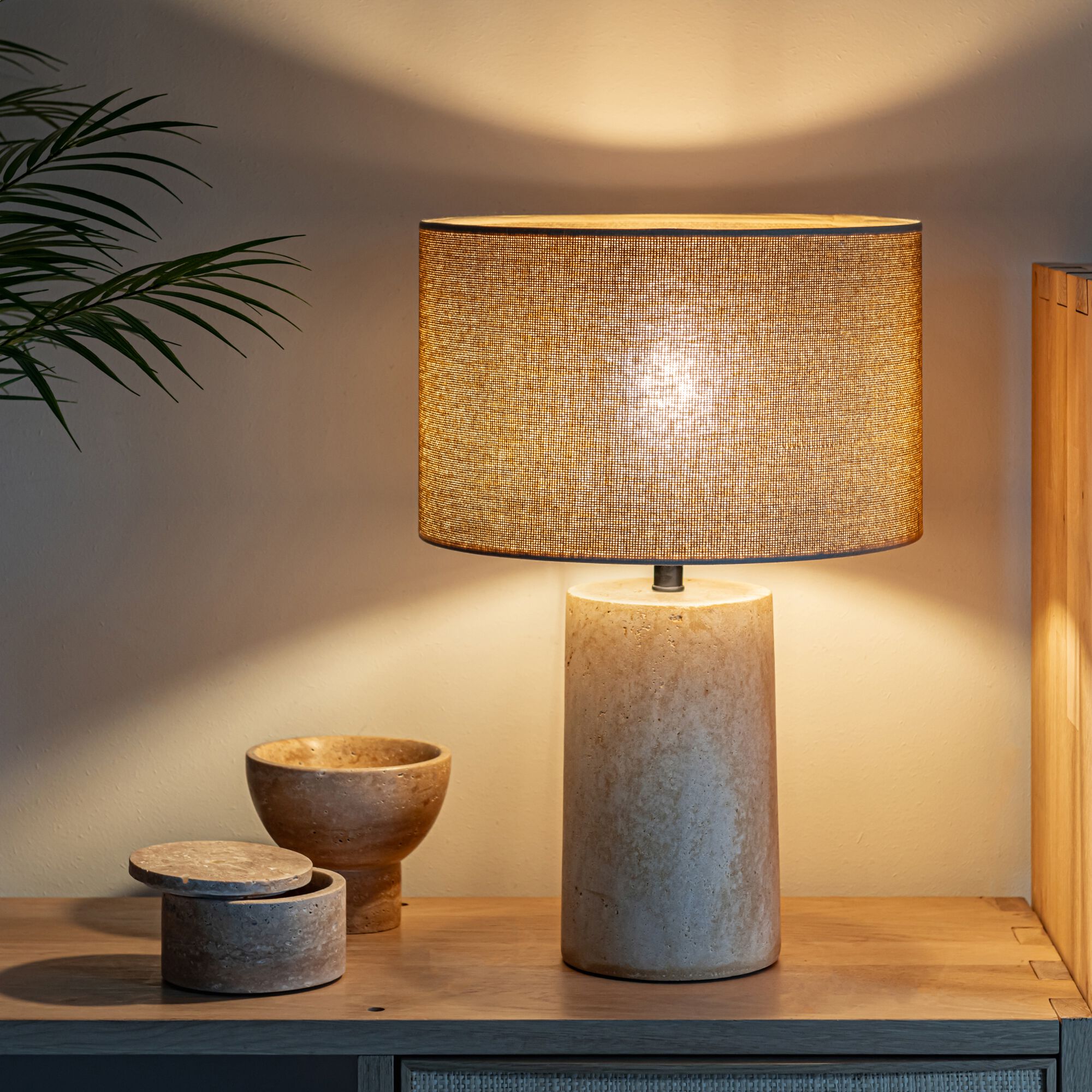 CALLISTA - Pied de lampe électrifié en fibre de verre D14cm - beige