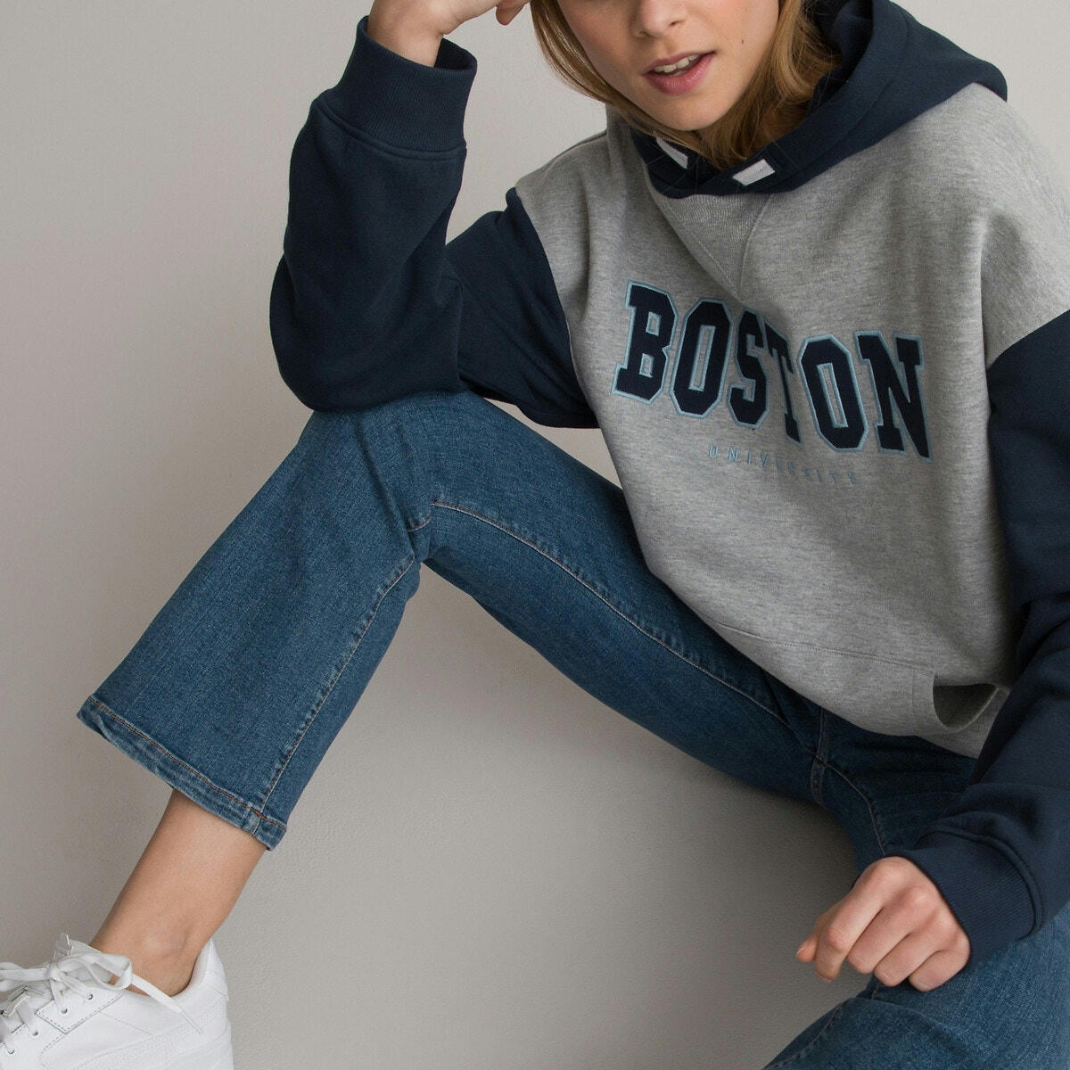 Sweat oversize à capuche, brodé Boston devant