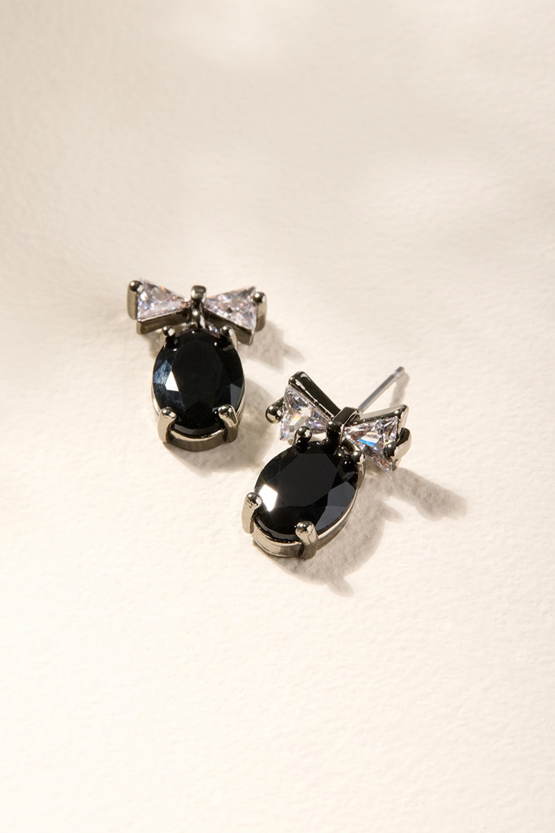 Hazel Onyx On Bow Drop Earrings