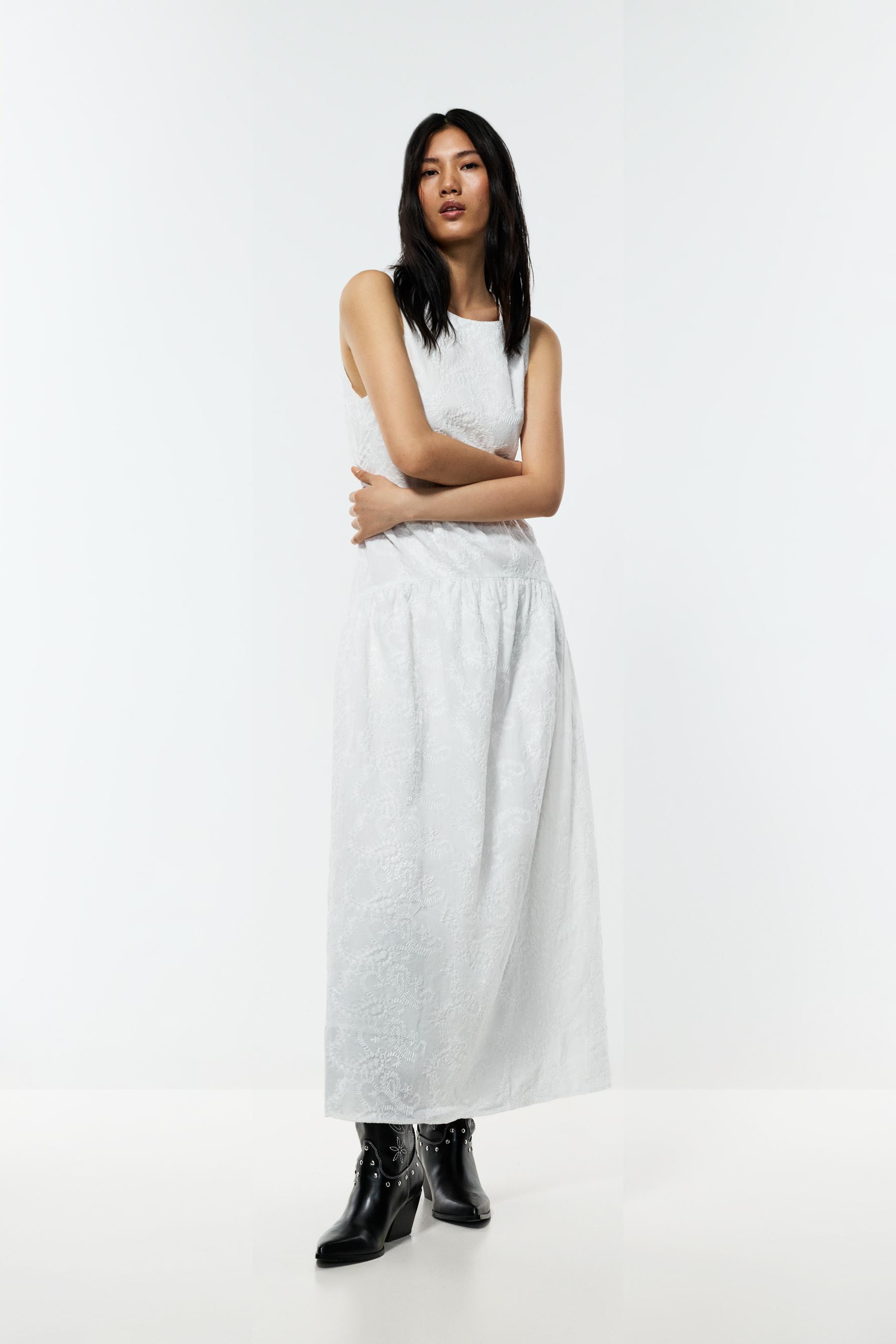 Vestido midi bordados