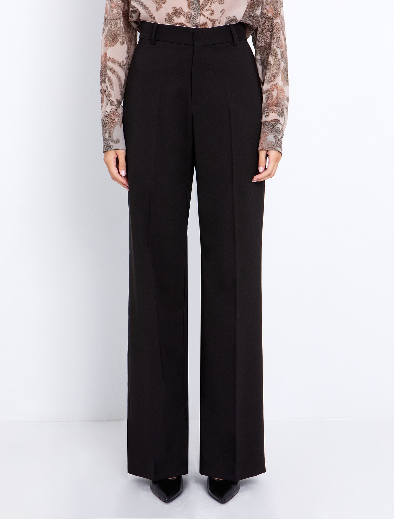 Παντελόνι σε ίσια γραμμή