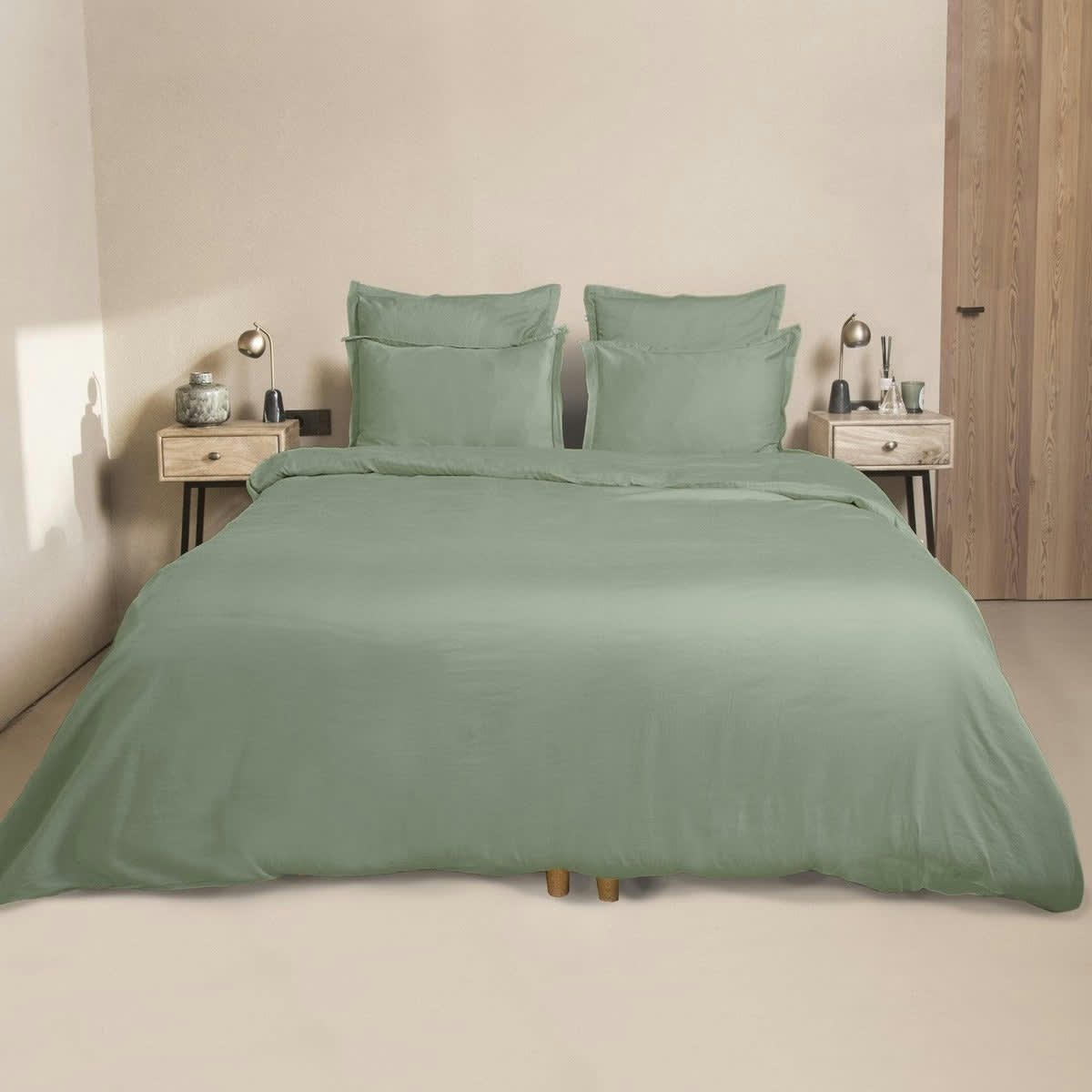 JULIA - Drap housse satin de coton  180x200x40 vert pistache