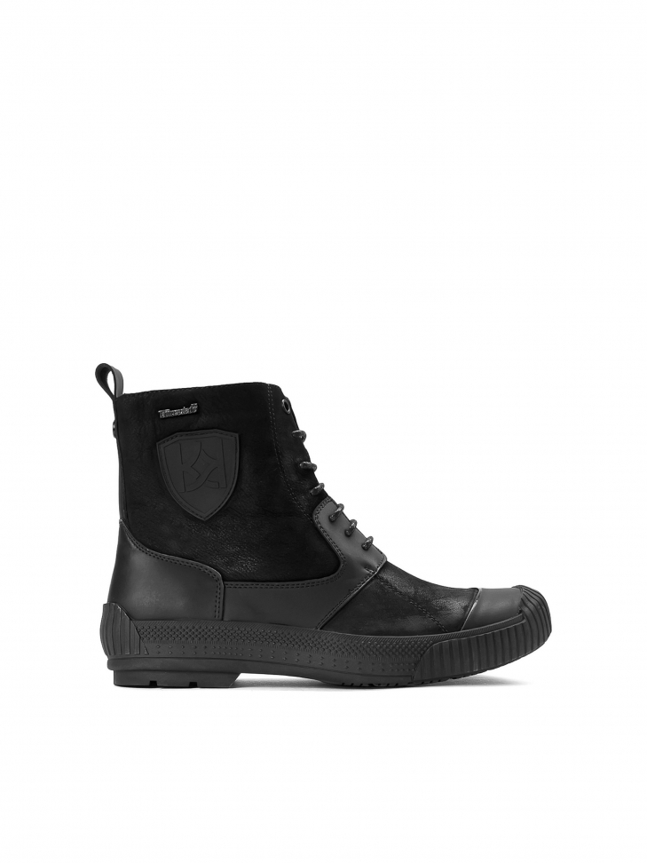 Men’s black boots
