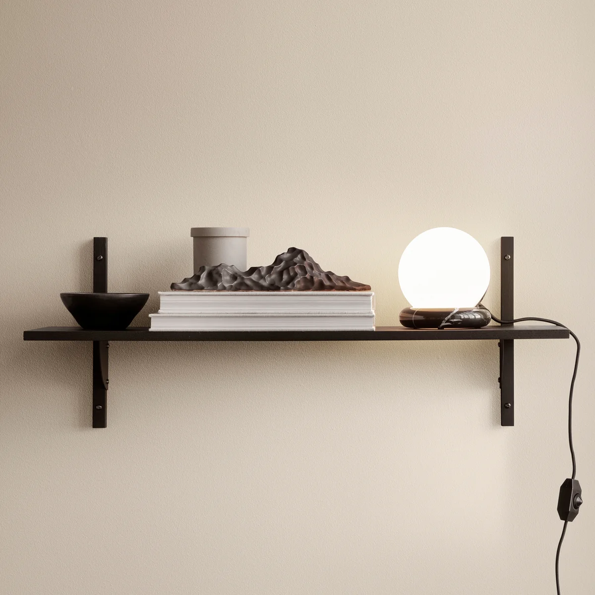 Ferm Living - Sector Wandregal single