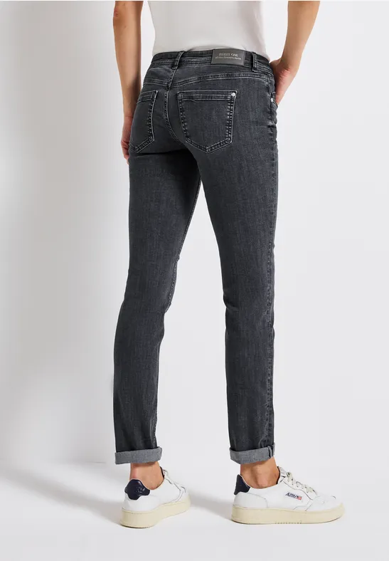 Low Waist Jeans