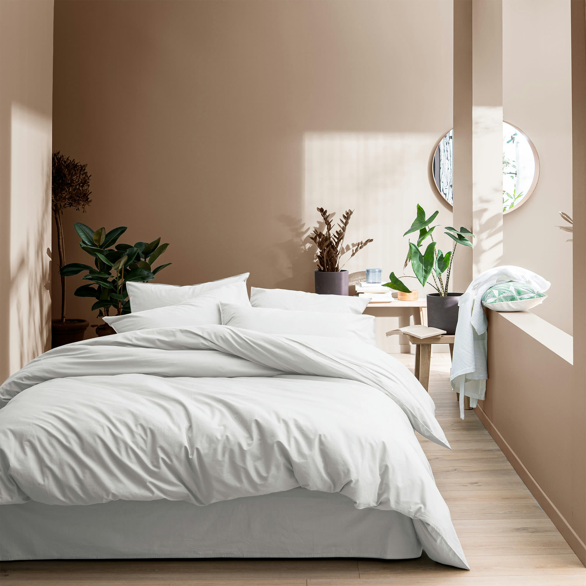 COTON LAVÉ VOLANT - Parure de lit unie en coton lavé Blanc 260x240+2x65x65cm