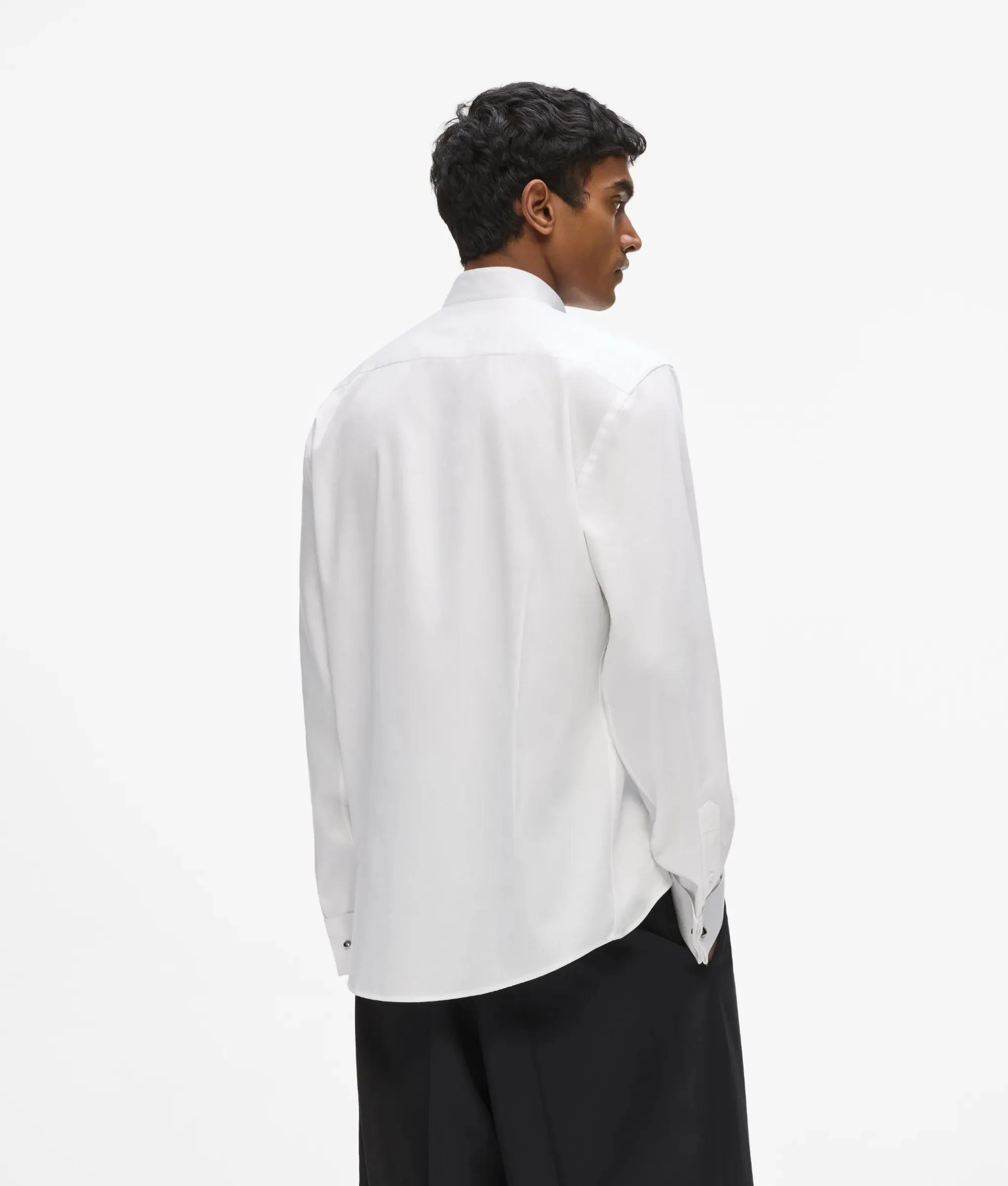 Chemise blanche à coupe ajustée