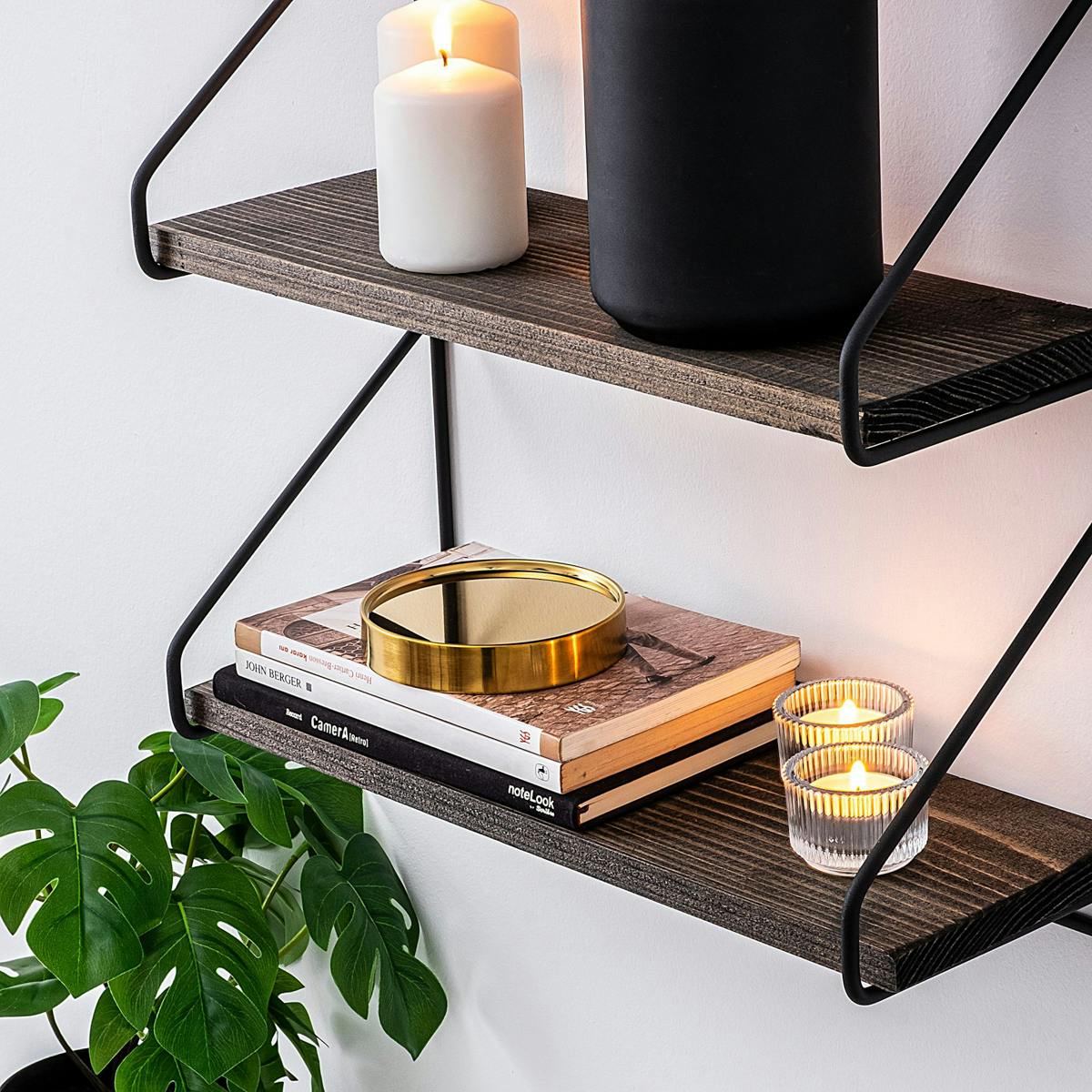 Petite étagère noire décorative décor bois foncé JENA
