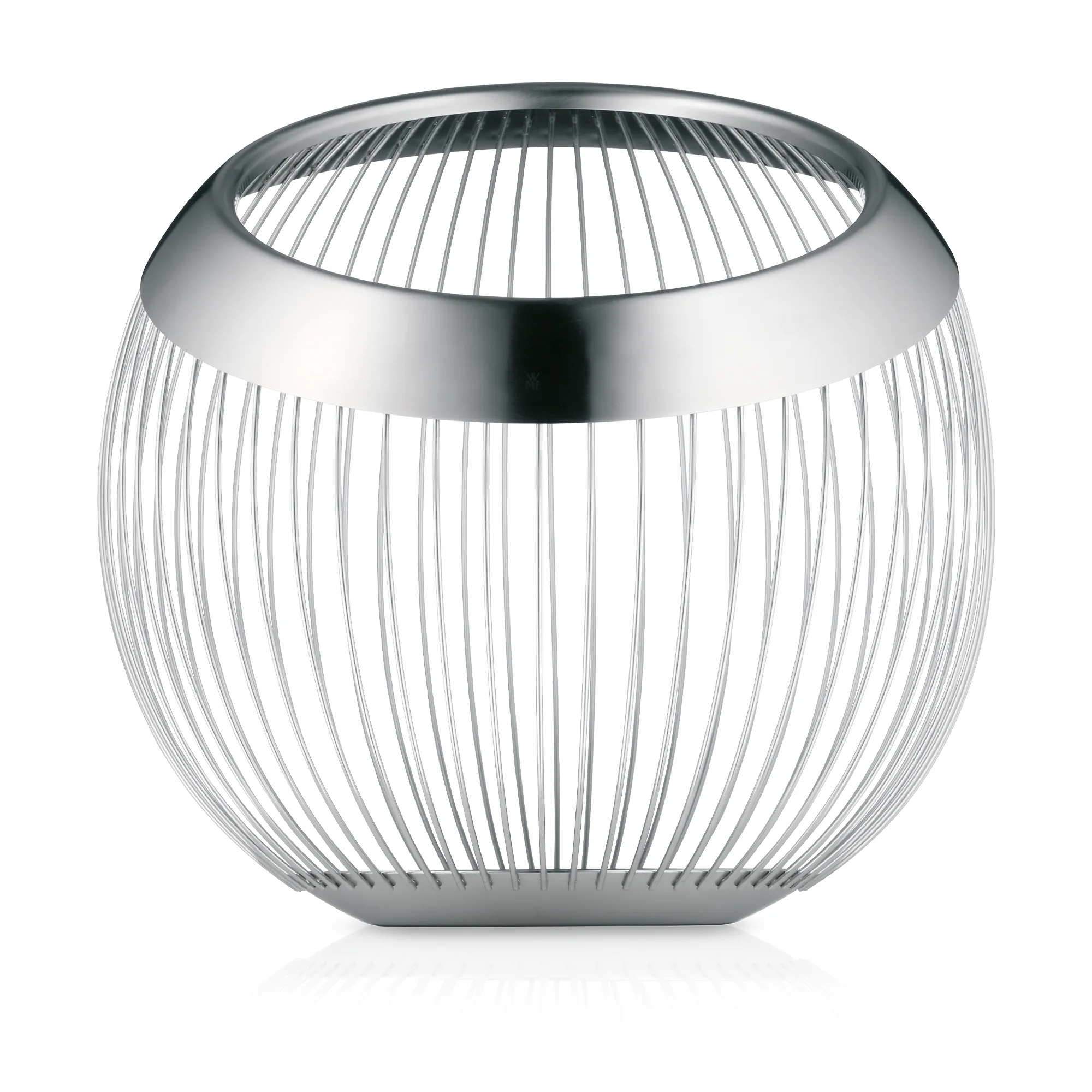 Basket Lounge Living large