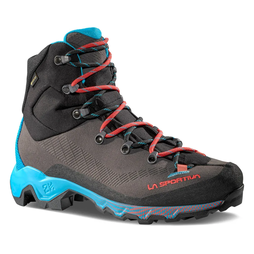 La Sportiva Aequilibrium Trek GORE-TEX® mountaineering boots