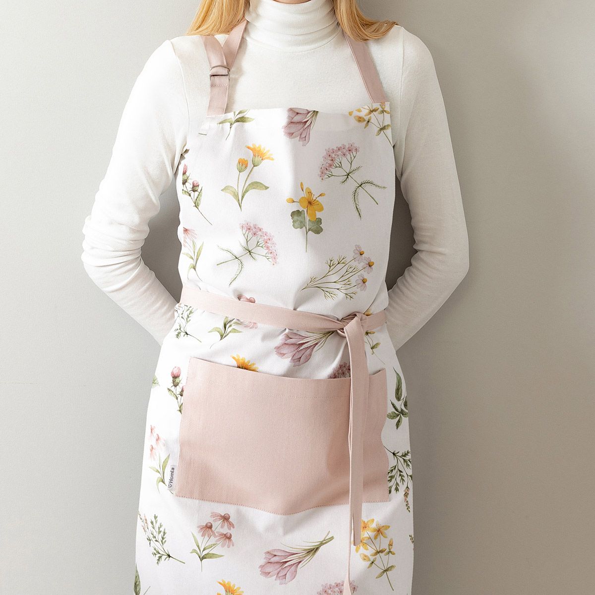 Fartuch kuchenny PRIMA z motywem łąki 60x80 cm