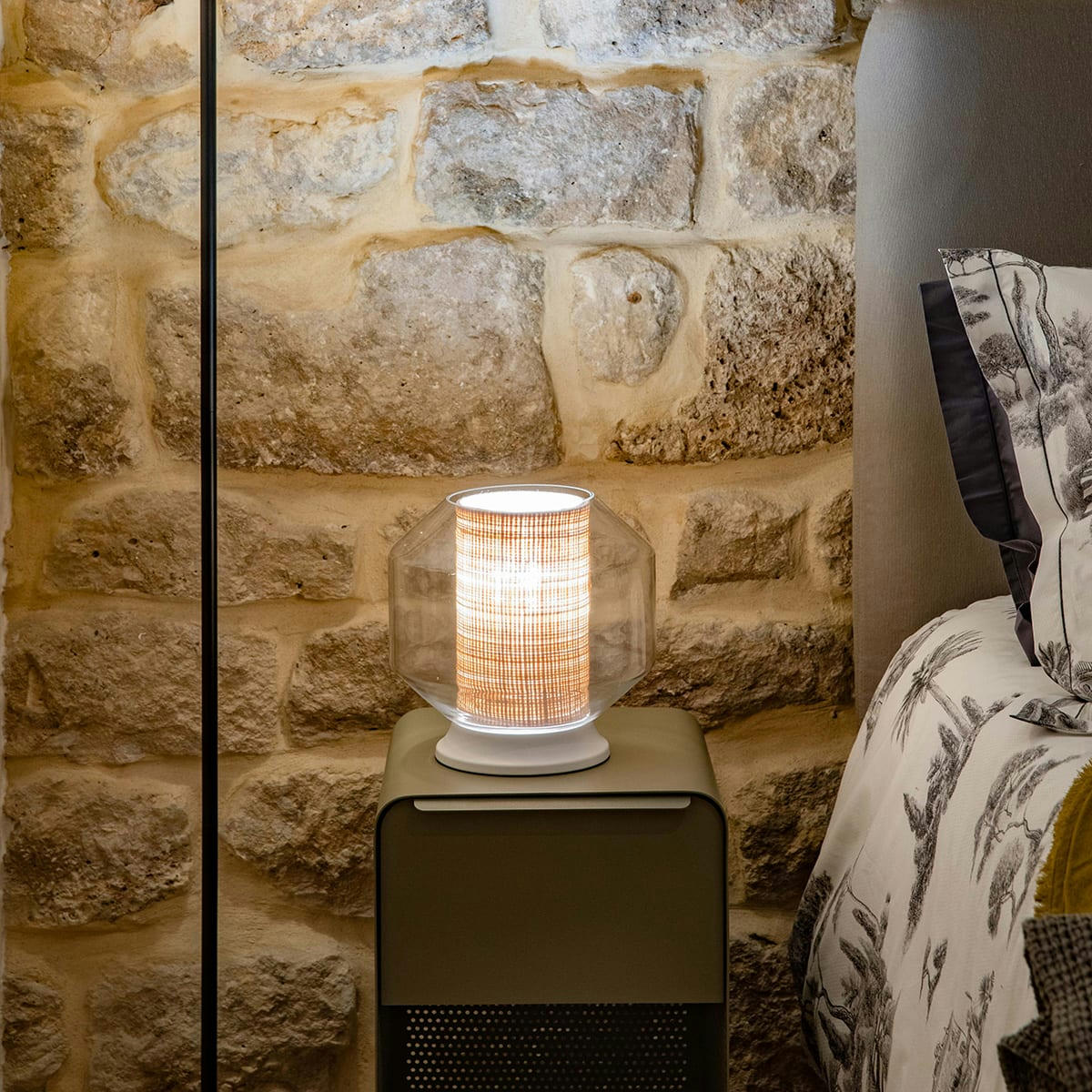 RAF - Lampe de table en canage naturel