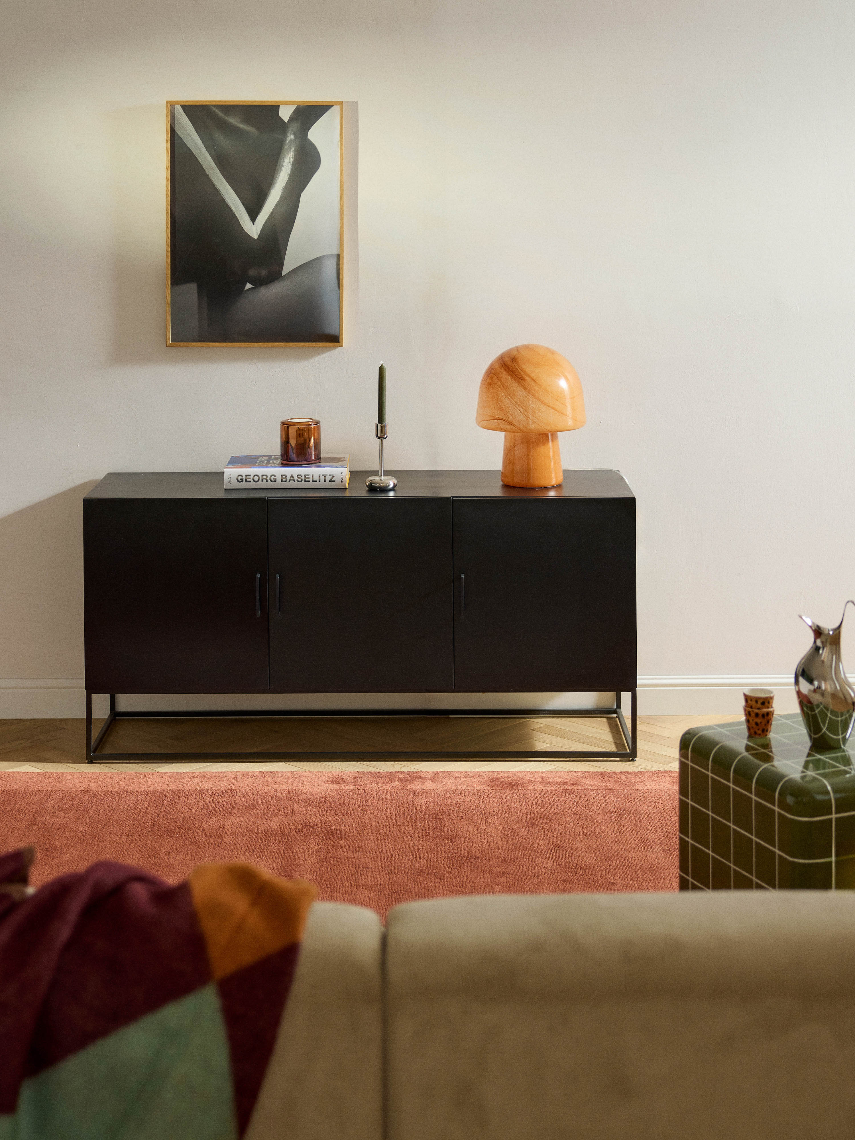 Sideboard Lyle aus Mangoholz