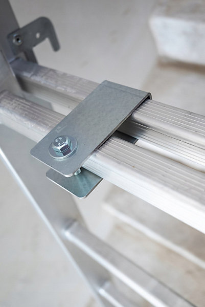 Fonction escalier pour échelle industrielle 82x25 mm DRABEST 1 pièce
