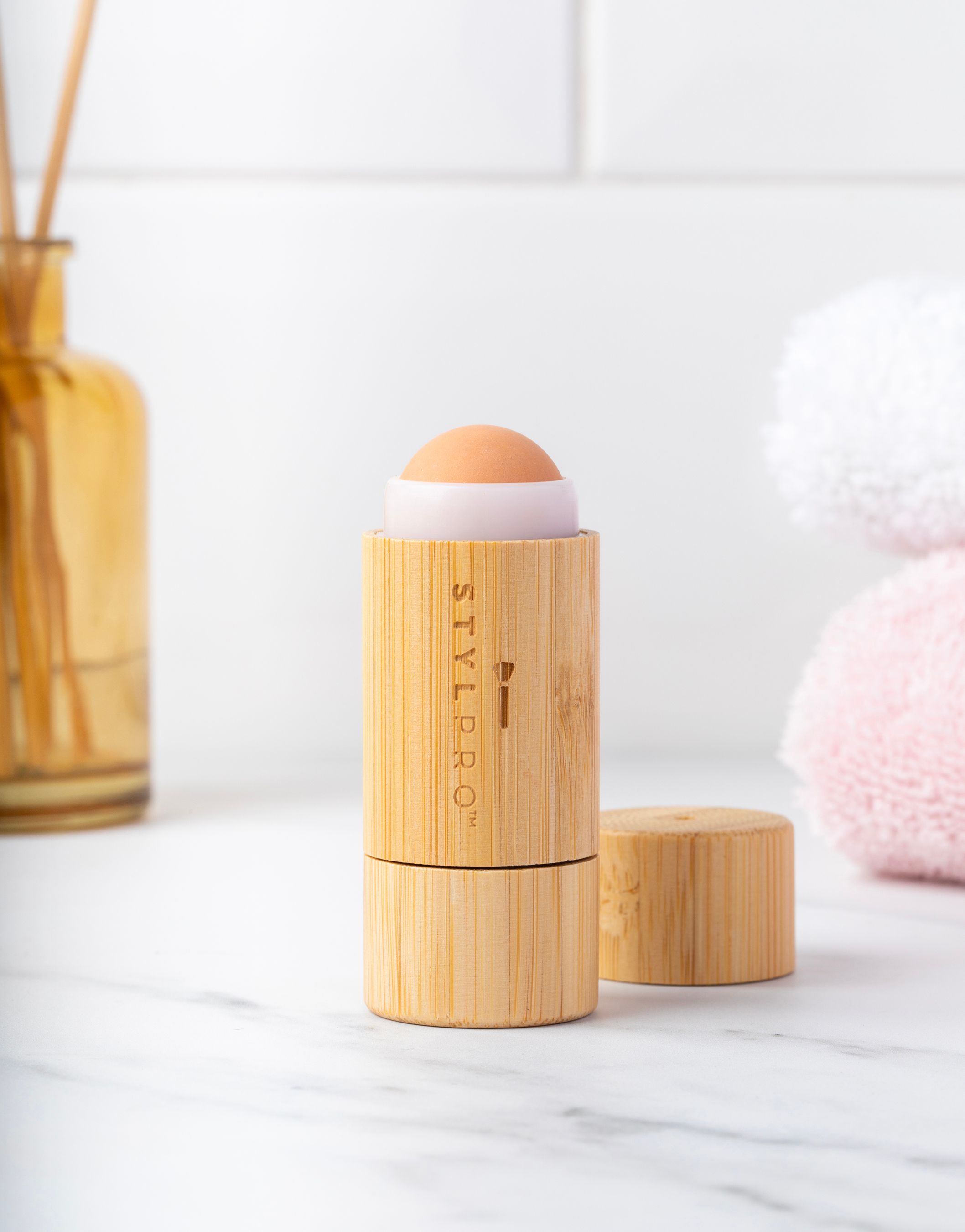 Stylideas Stylpro Bamboo Volcanic Oil Absorbing Roller