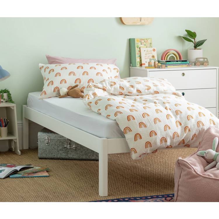 Habitat Odin Single Platform Bed Frame With Mattress- White