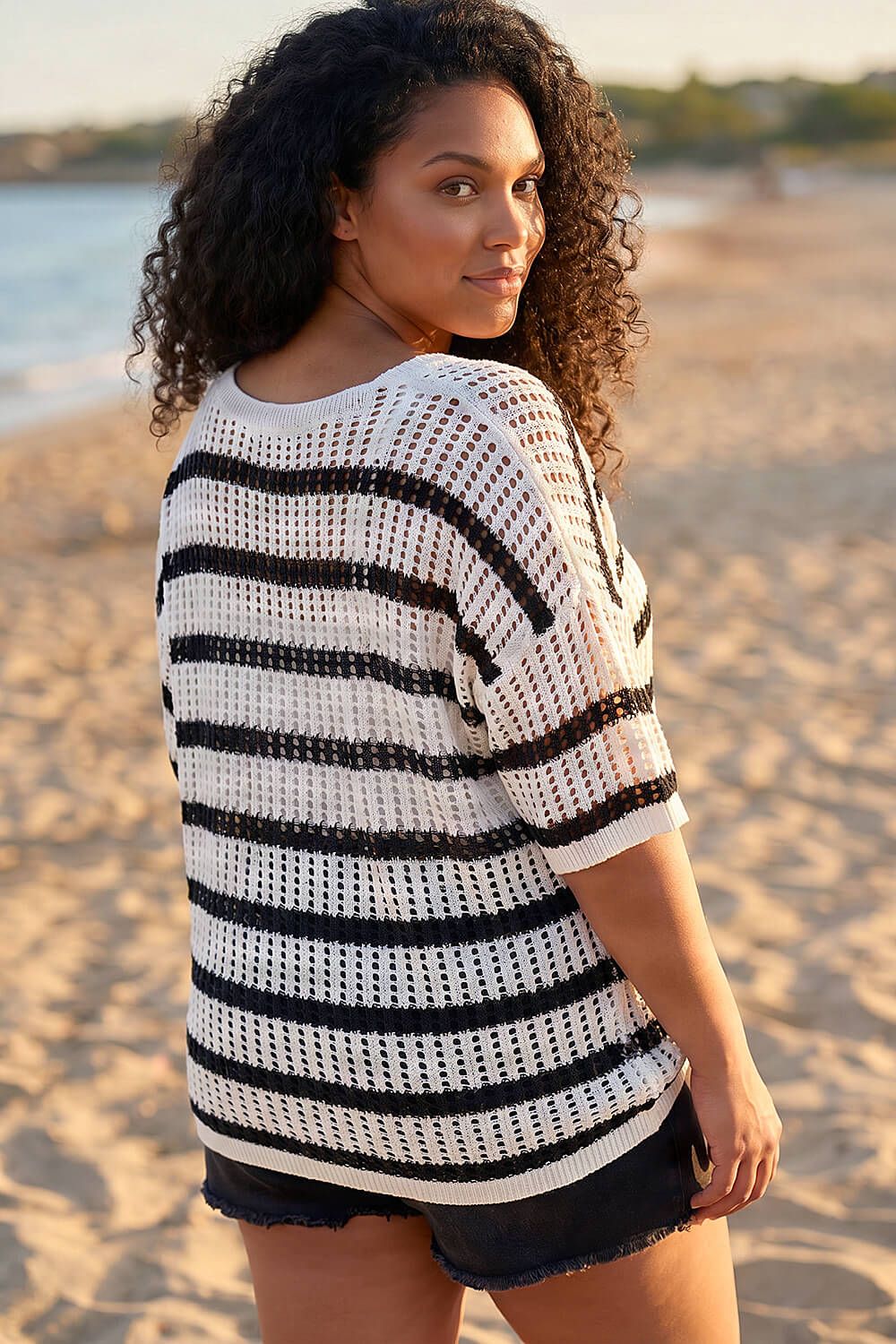 Roman Curve Crochet Knitted Top