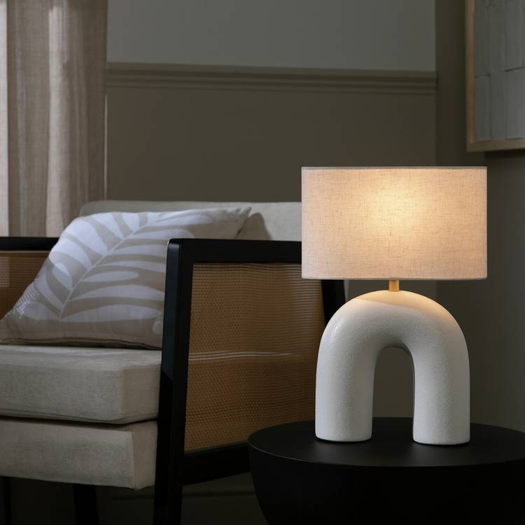 Habitat Wishbone 37cm Ceramic Table Lamp - White & Cream