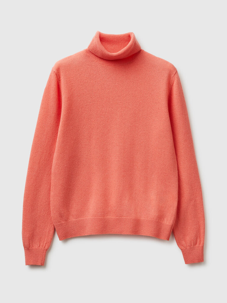 Peach turtleneck sweater in pure Merino wool