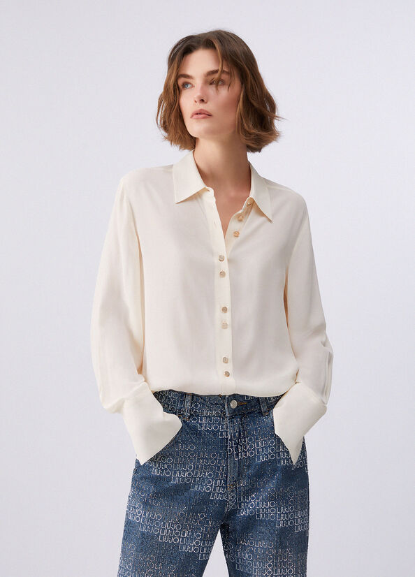 Camicia con bottoni logati
