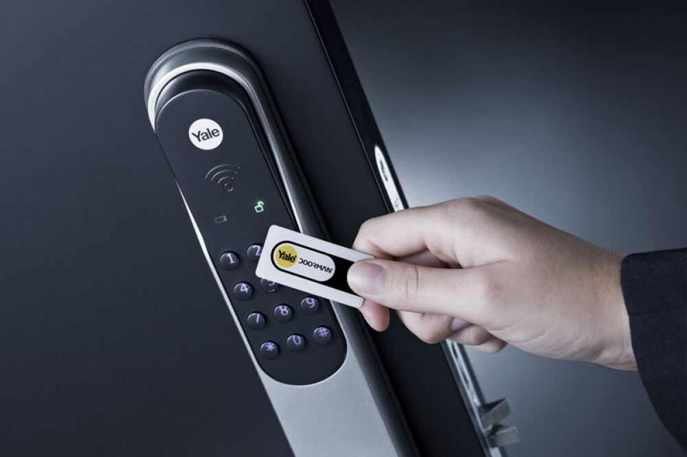 NØKKELBRIKKE FOR LÅSESETT YALE DOORMAN 1ST