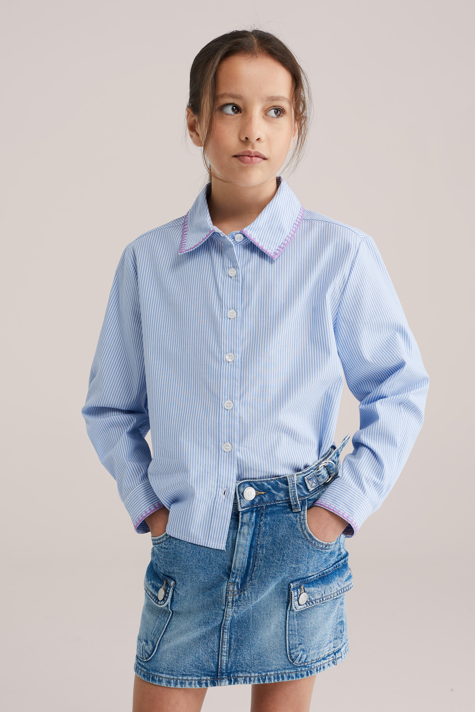 Meisjes gestreepte blouse met embroideries