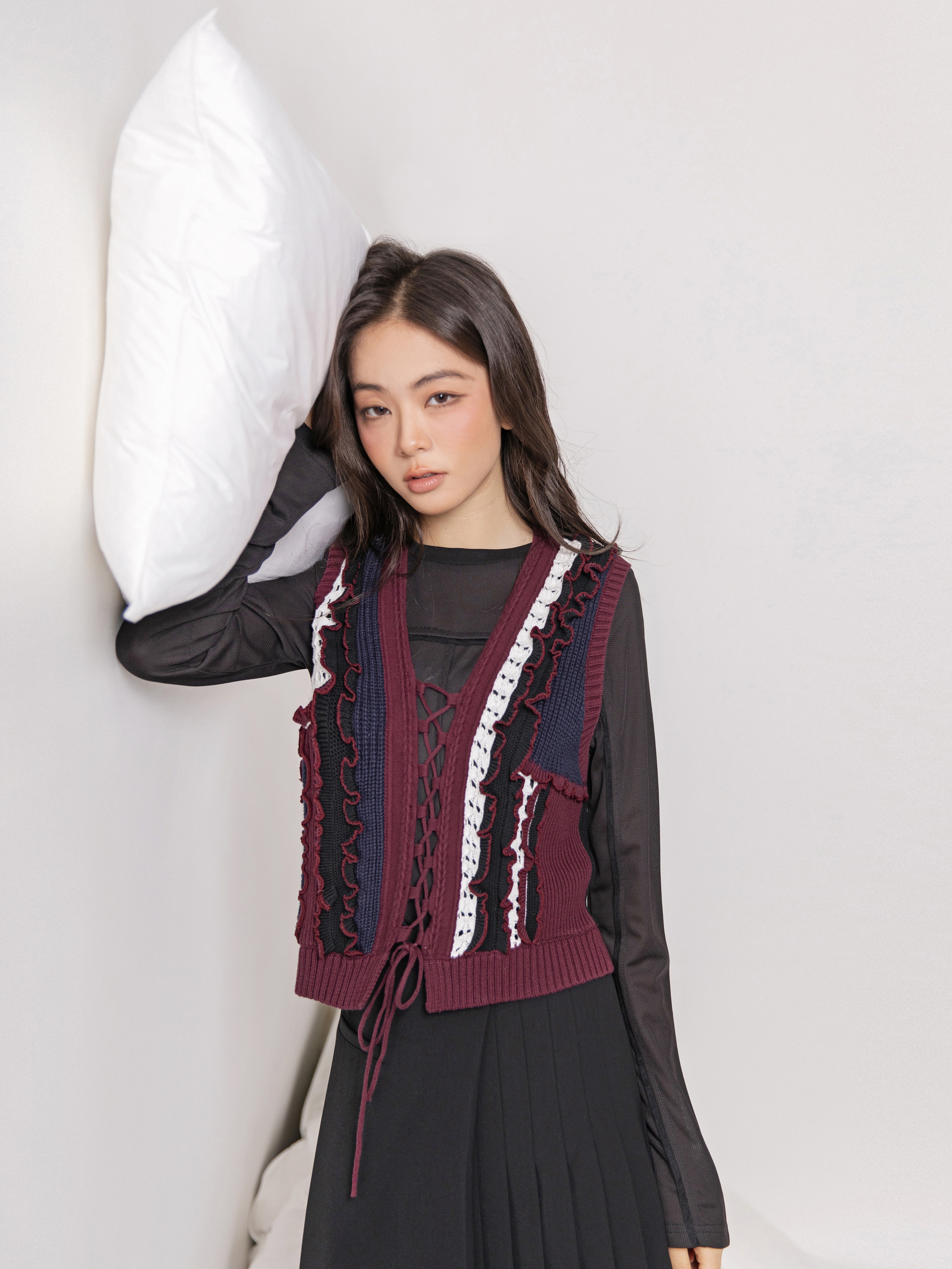 Lace-up Knitted Vest - 26SDJ062UL