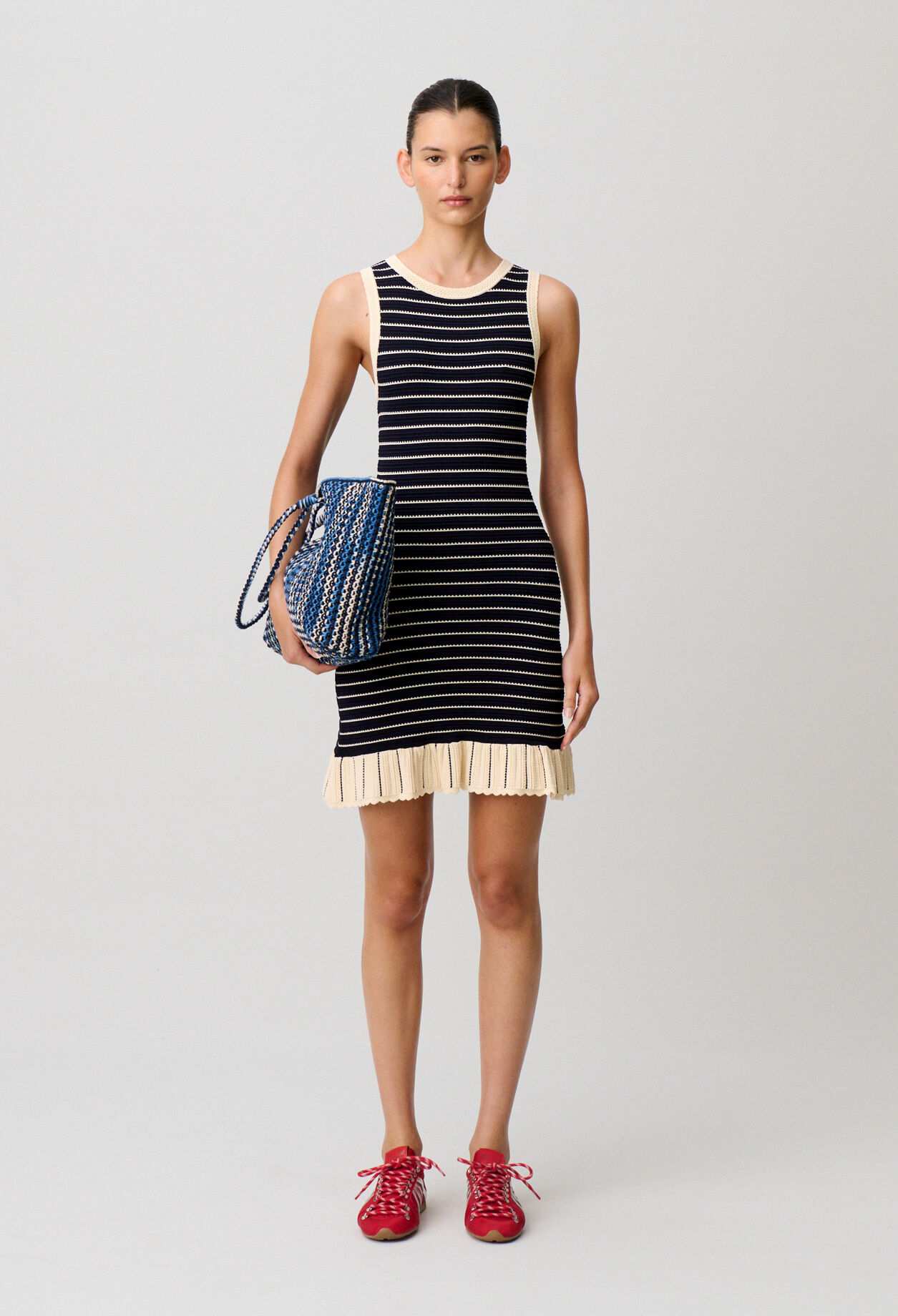 Robe rayée courte