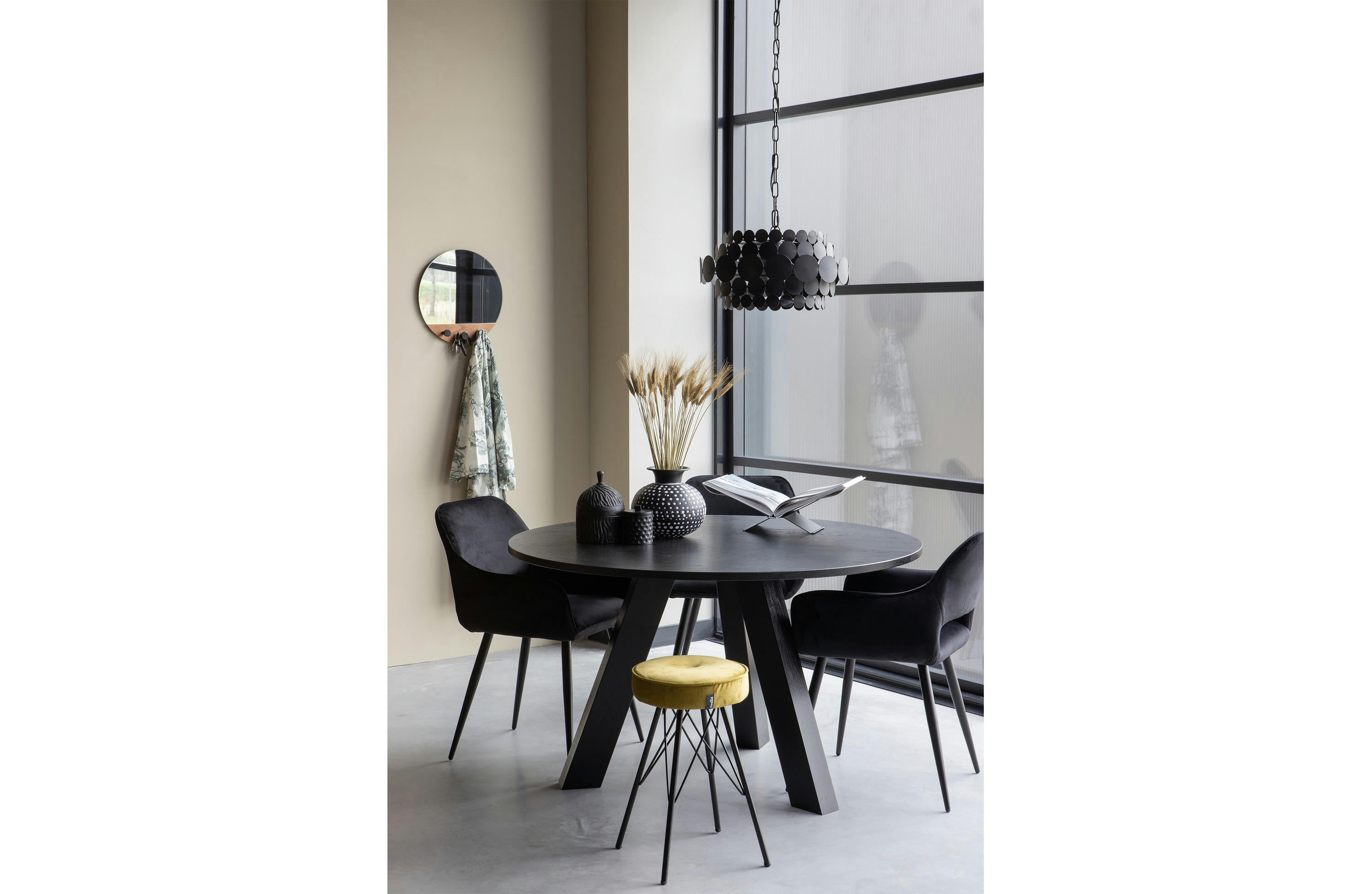 JELLE - Chaise en velour noir