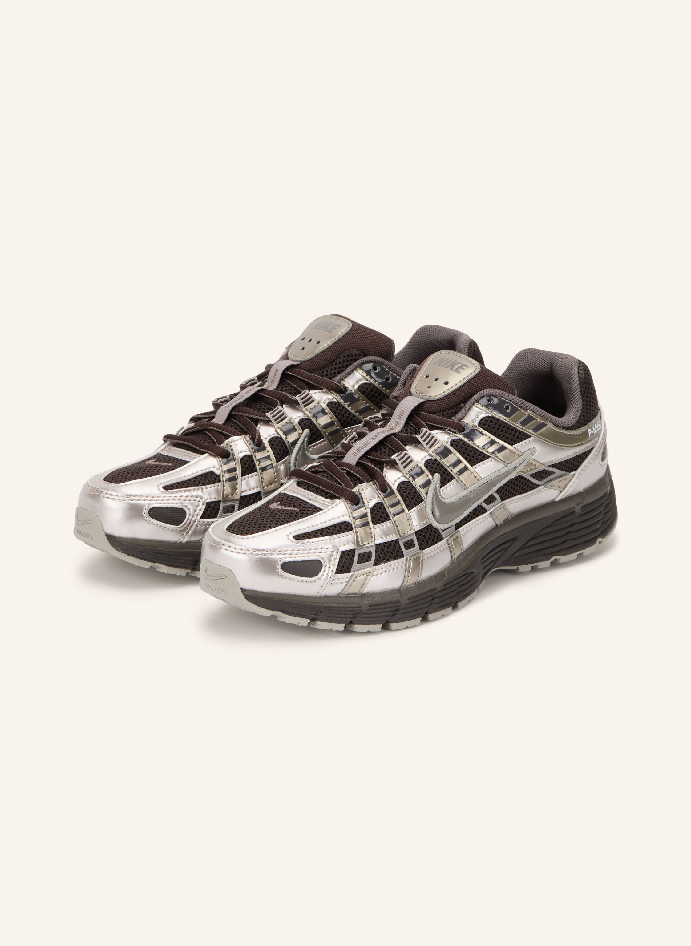 Nike Sneaker P-6000