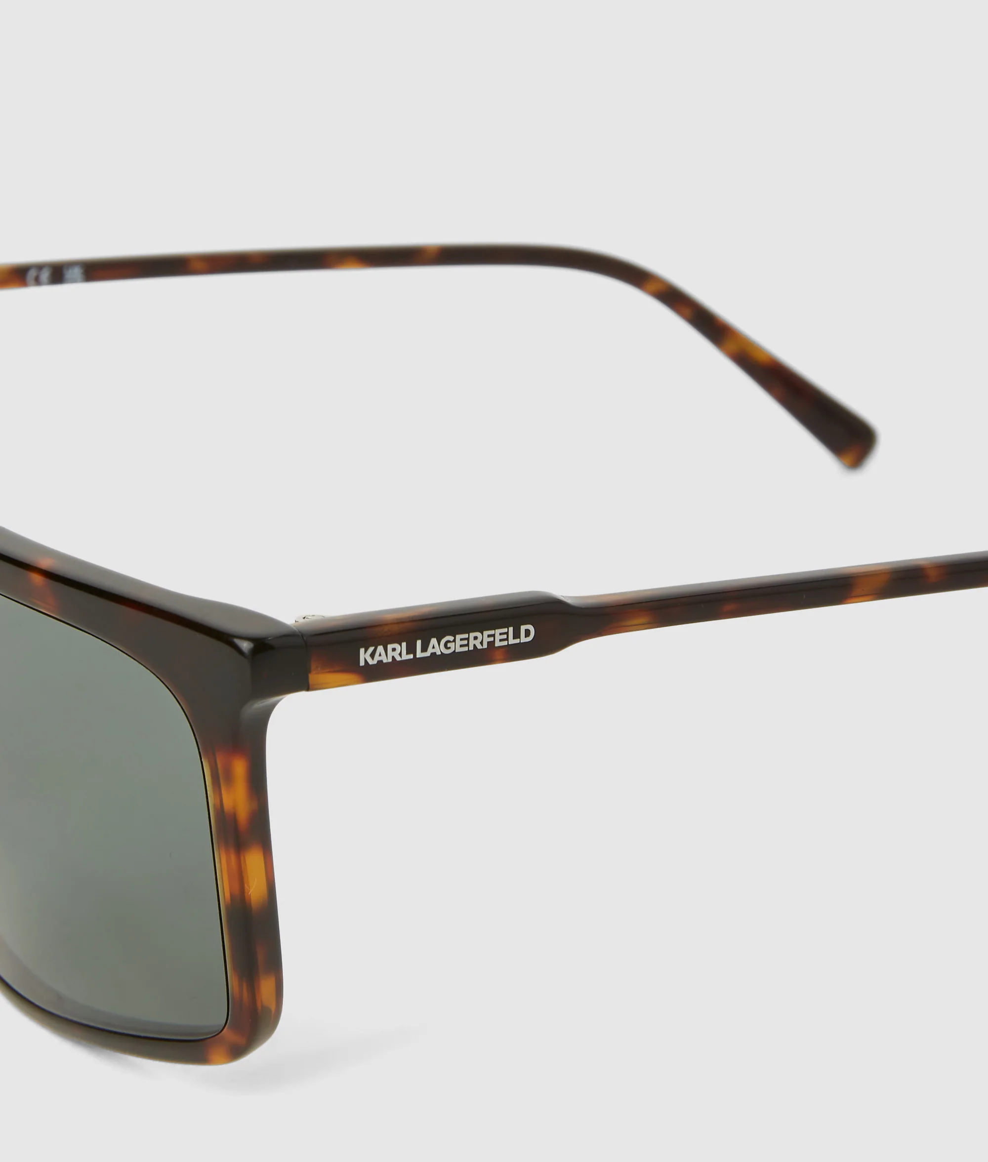 Lunettes de soleil aviateur