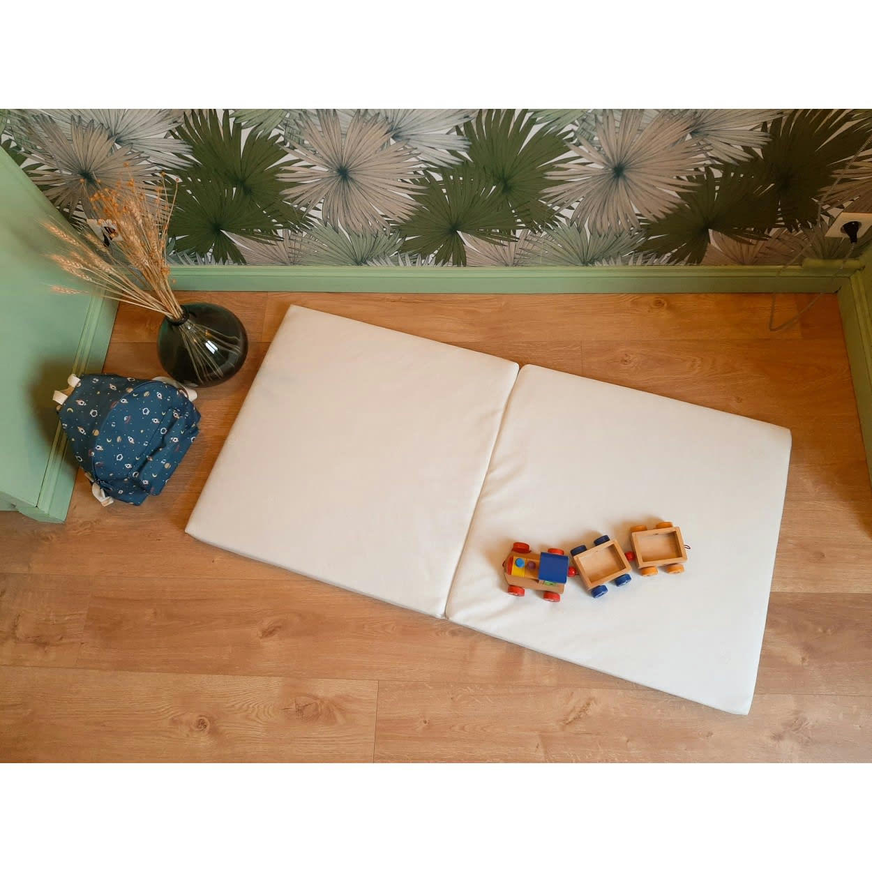 - Matelas bébé 60x120cm pliant 2 parties