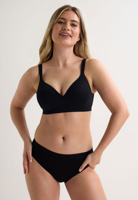 Womens Black Non Wired Seamless Bra (B-E)