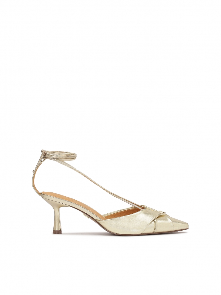 Open heel pumps in gold color