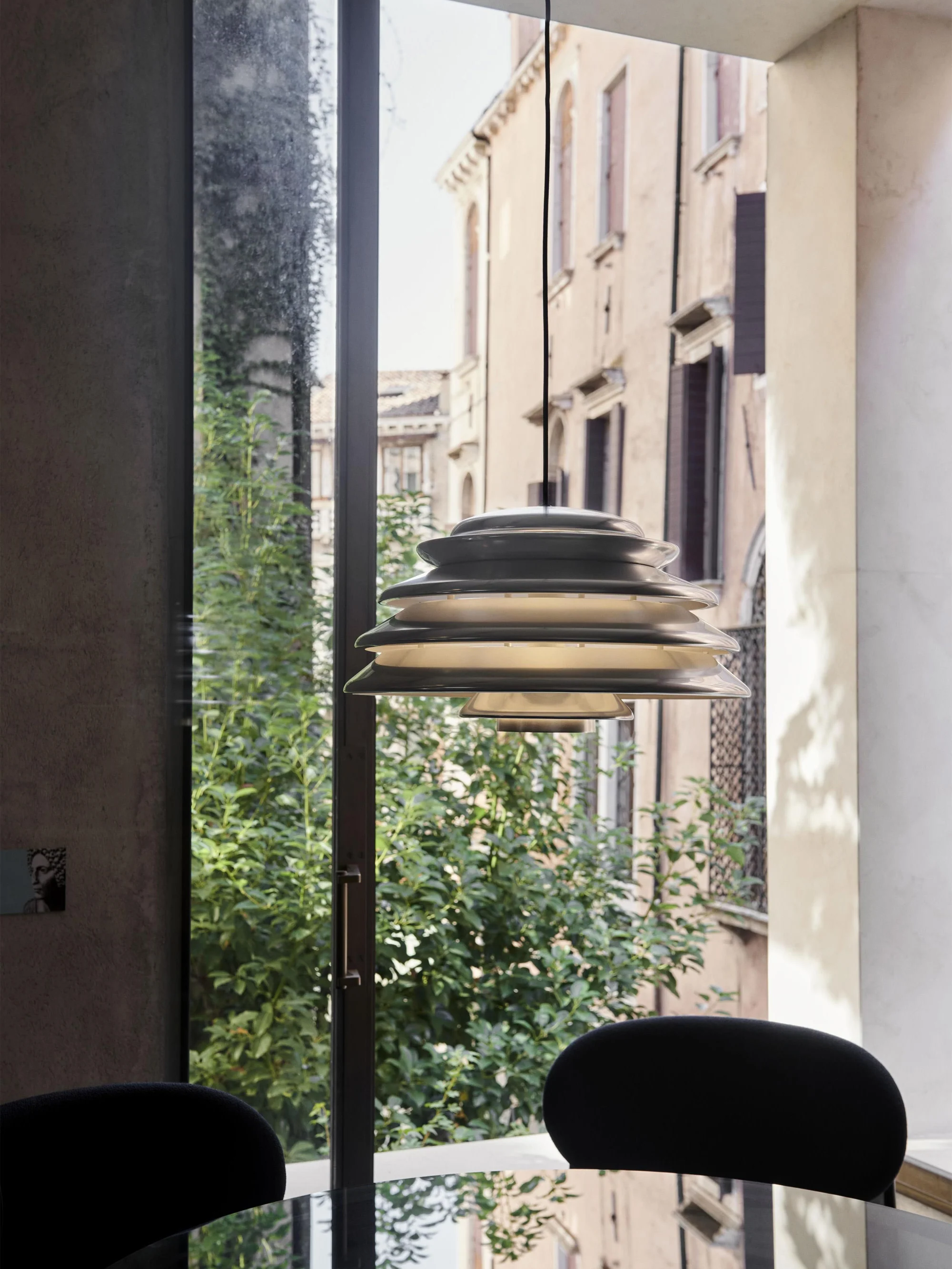 Pendelleuchte Hive, Design Verner Panton