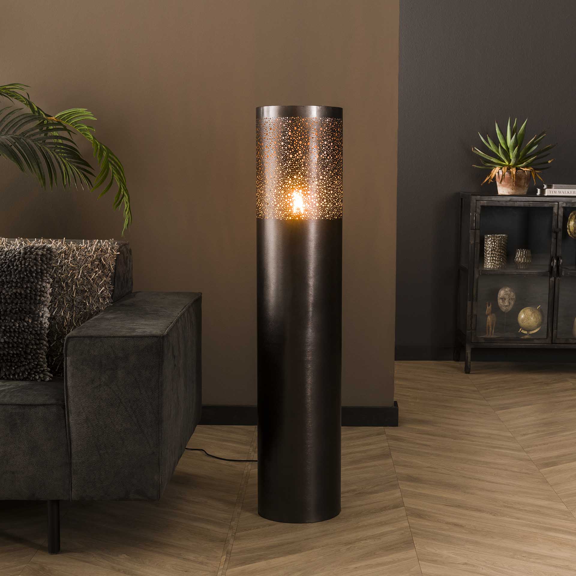 by fonQ Hero Vloerlamp - 120 x Ø 25 cm - Zwart/Nikkel