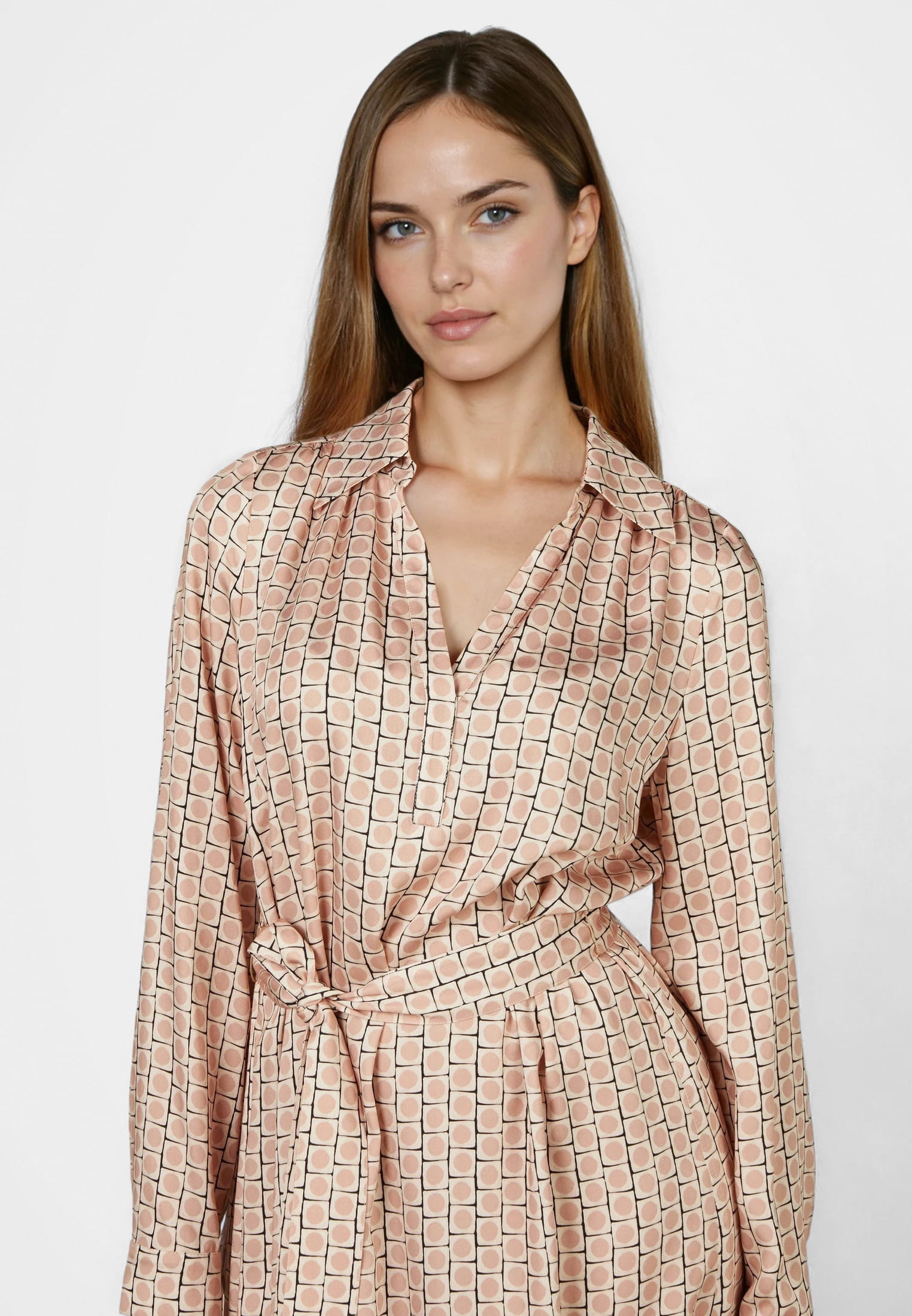 Kleid mit Volant