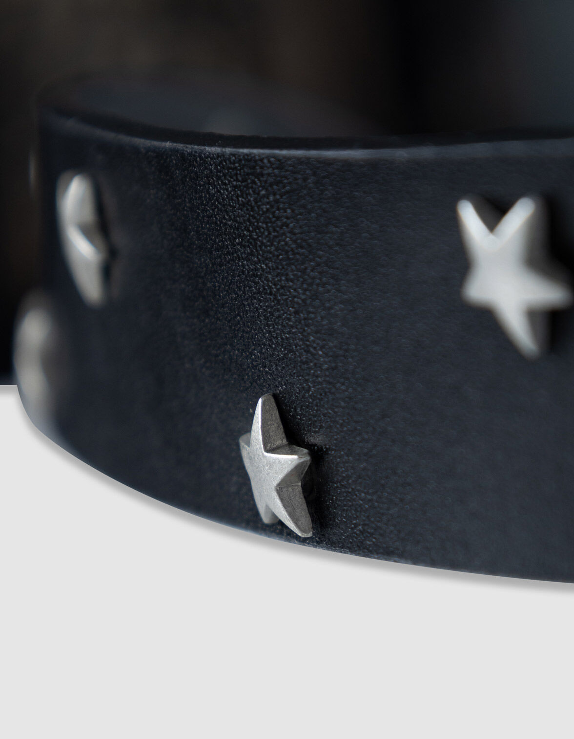 Ceinture noire cuir rivets étoiles Femme