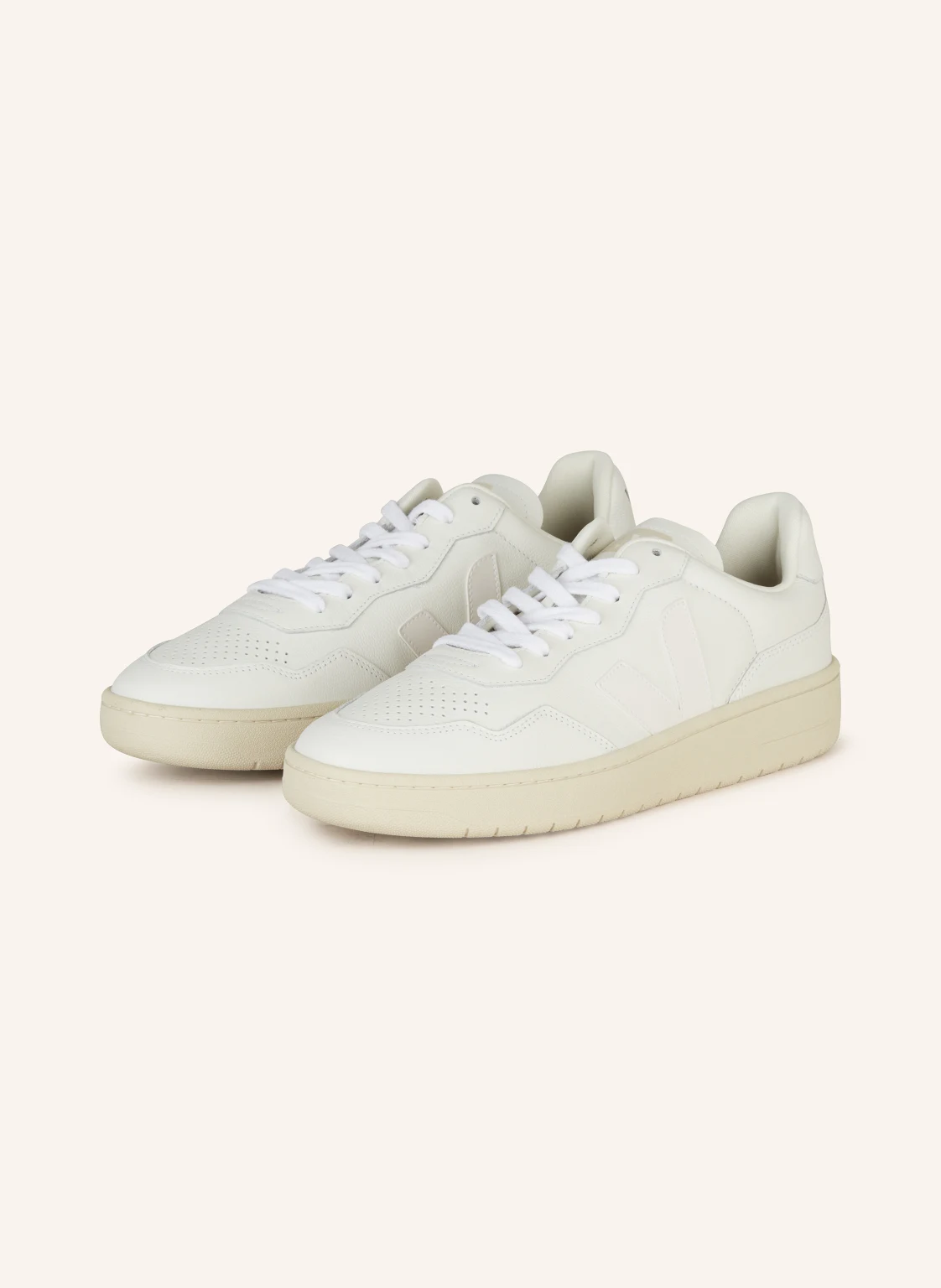 VEJA Sneaker V-90