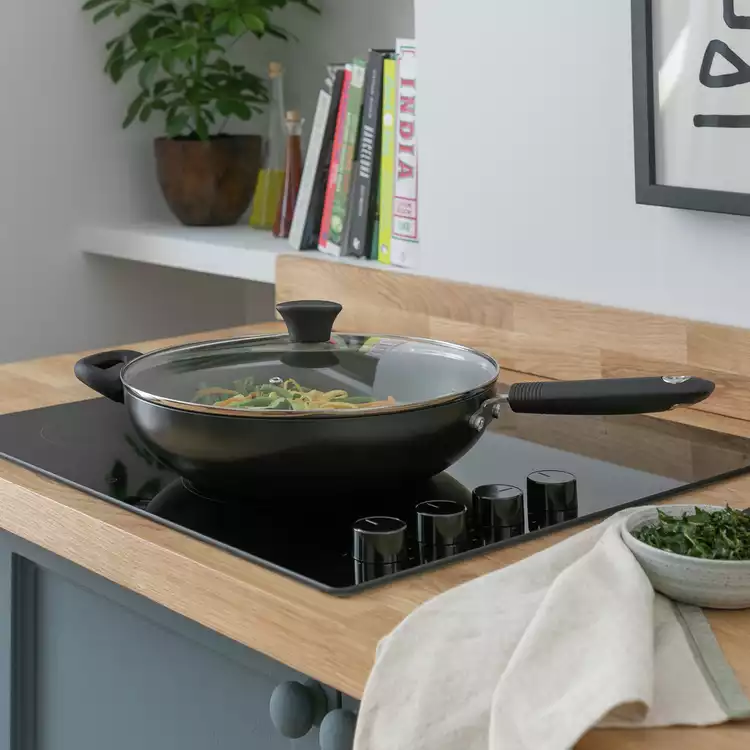 Habitat 30cm Non Stick Aluminium Stir Fry Pan