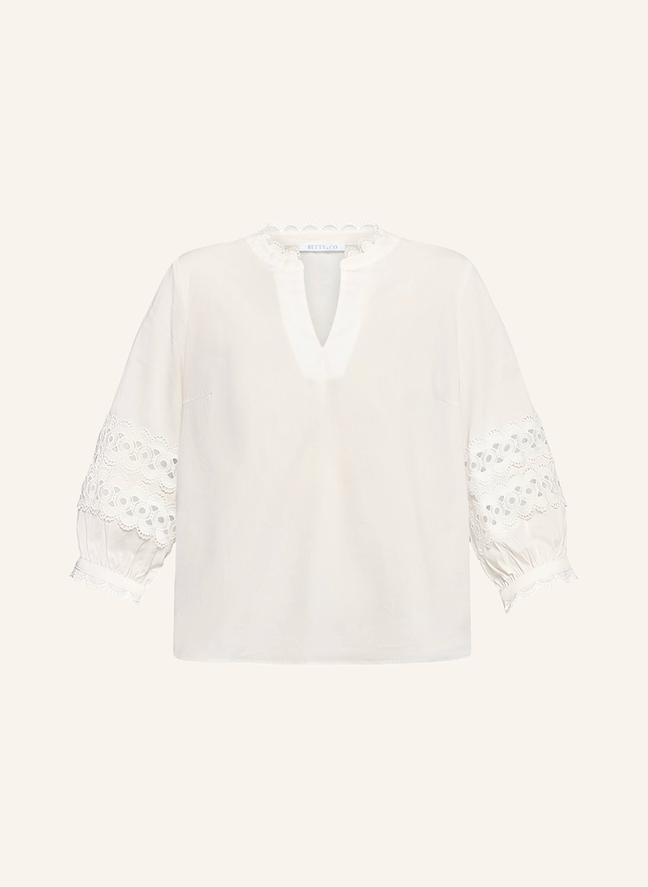 BETTY&CO Blusenshirt mit Lochspitze und 3/4-Arm