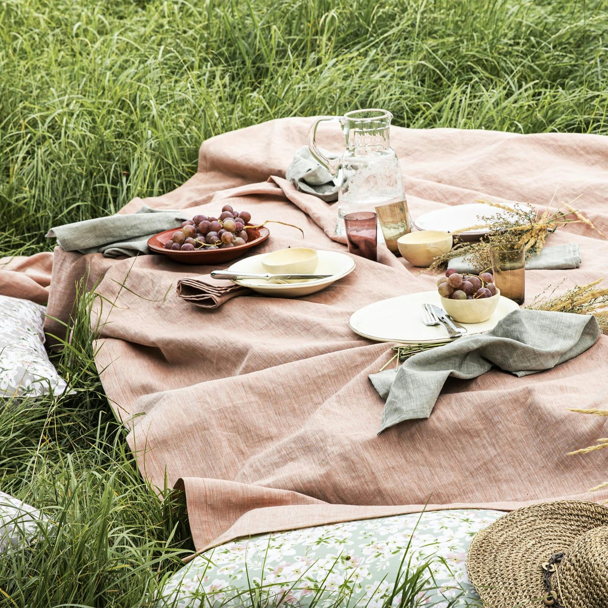 CHAMBRAY - Nappe en lin rouge 190x250