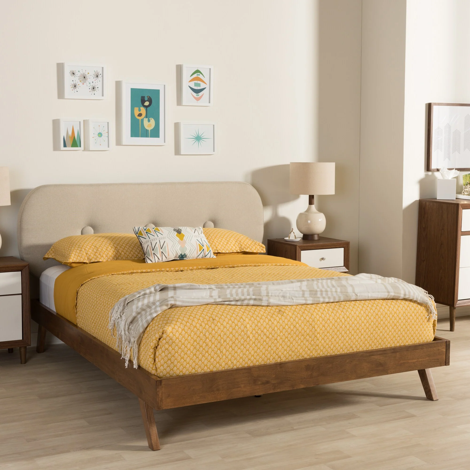 Carson Carrington Floro Mid-century Modern Platform Bed