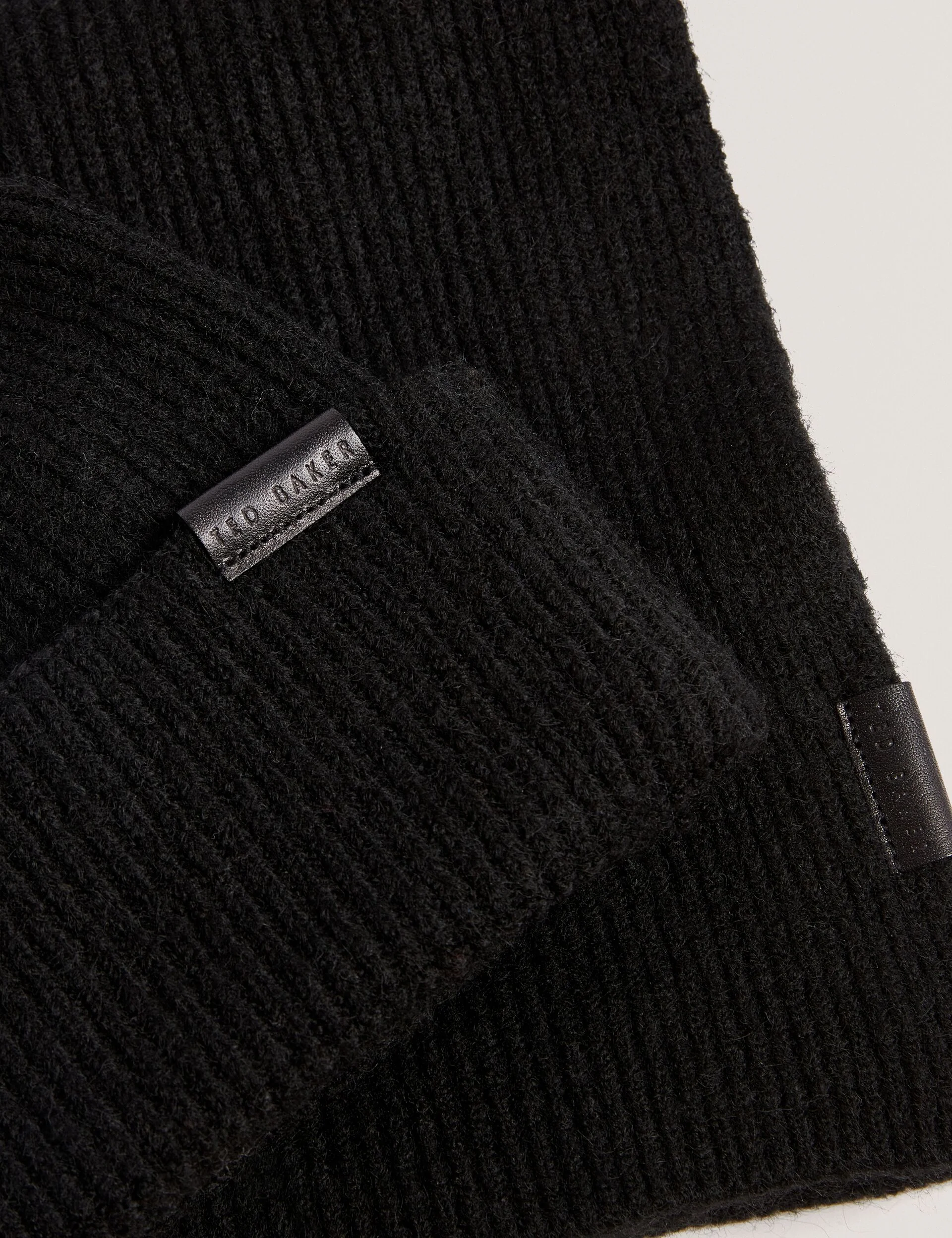 ALLIIYS | BLACK