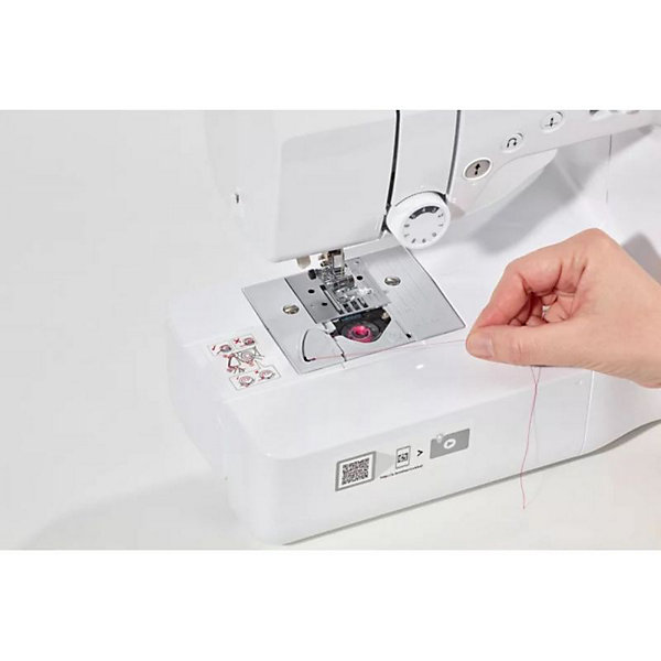 Machine a coudre électronique BROTHER CS120WTs - Ecran LCD - LED - Vitesse 750 pts/mn