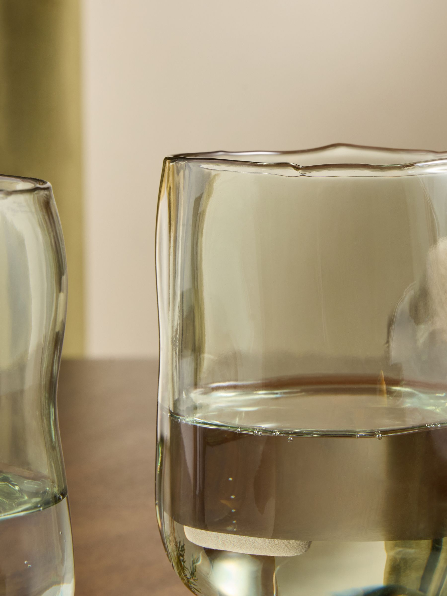 Set of 4 Afonso Wine Glasses in Green