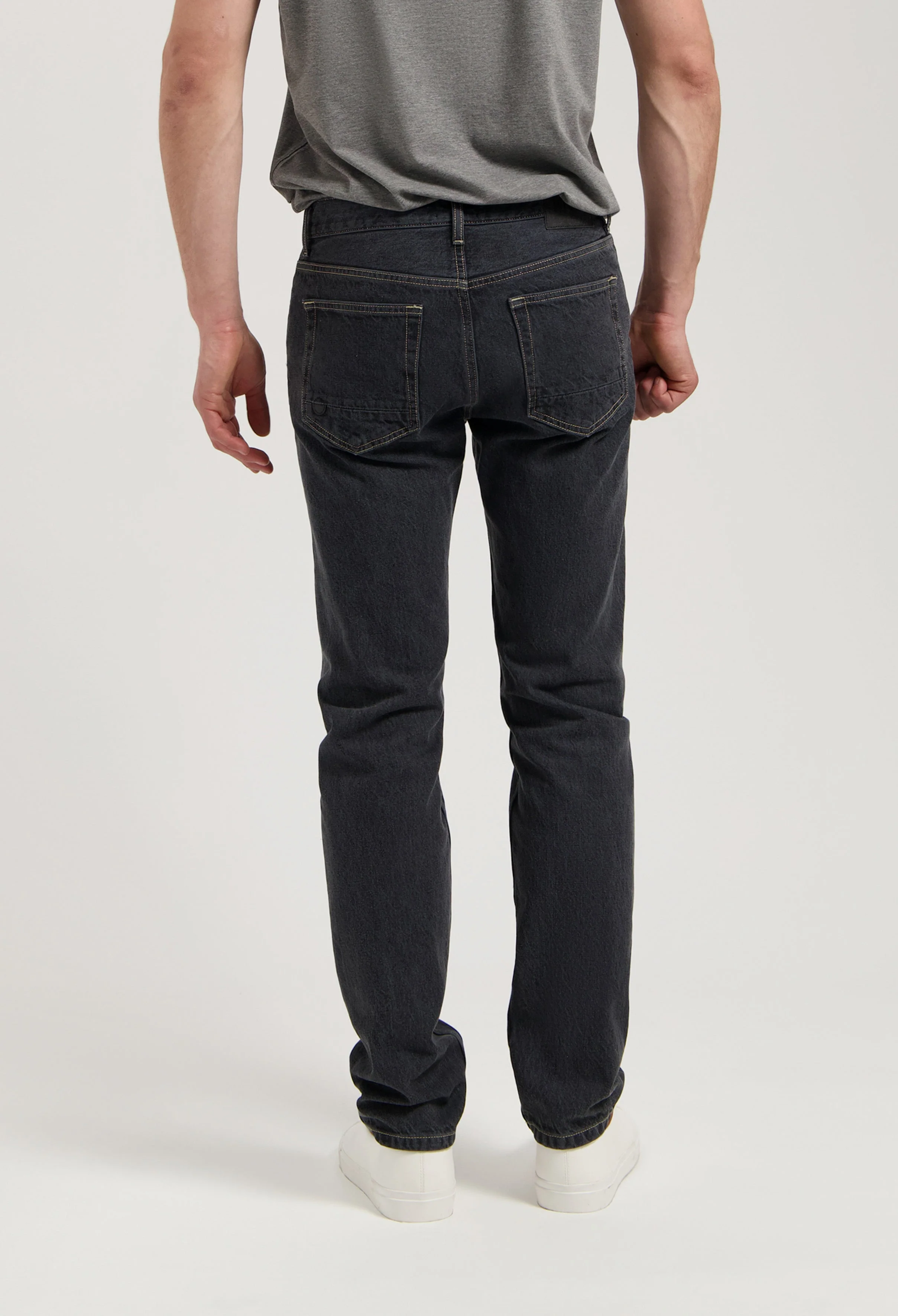 John Mid Straight - Medium Black